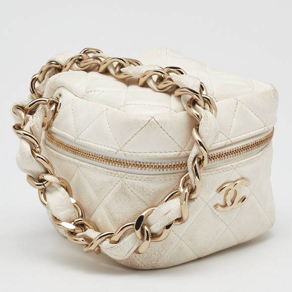 CHANEL White Quilted Leather Vanity Case Wristlet Pouch - Picture 3 of 8